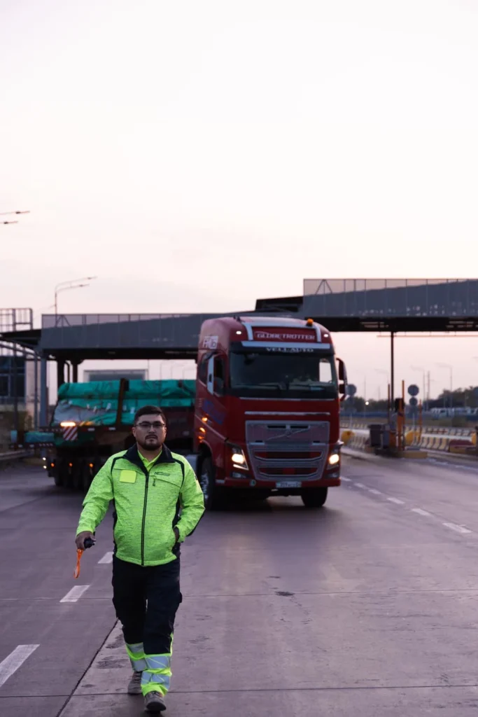 Anshan → Saint Petersburg: Oversized Equipment Transport